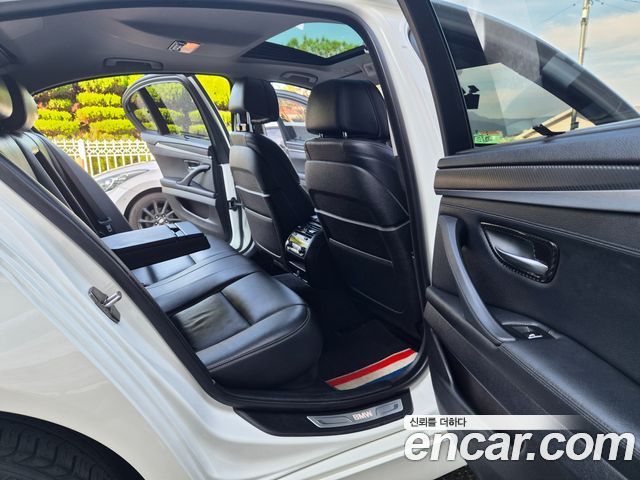 BMW 5 Series (F10) 528i Luxury Plus 2015 — фото 20