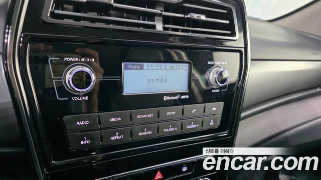 KG Mobility (SsangYong) Tivoli Air 1.5 A5 2WD 2023 — фото 14
