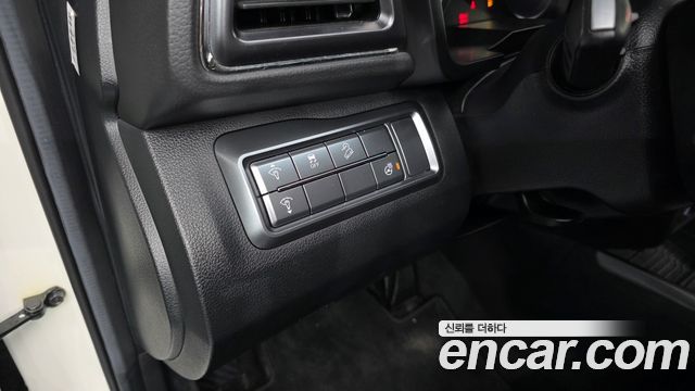 KG Mobility (SsangYong) Tivoli Air 1.5 A5 2WD 2023 — фото 16