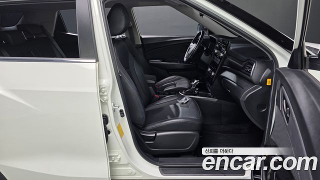 KG Mobility (SsangYong) Tivoli Air 1.5 A5 2WD 2023 — фото 26
