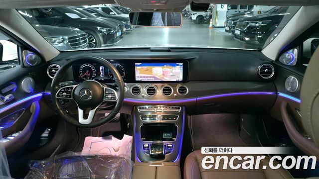 Mercedes-Benz E-Class (W213) E300 4MATIC AMG Line 2020 — фото 6