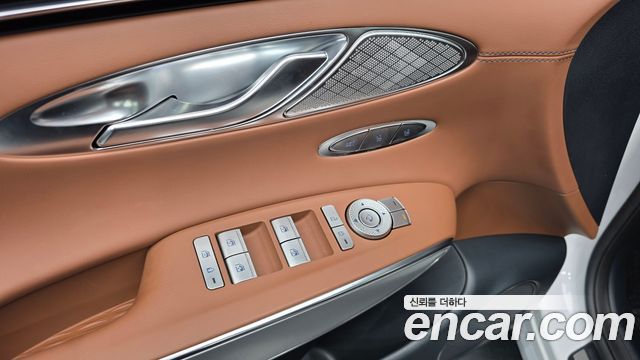 Genesis GV70 2.5T Gasoline 2WD 2023 — фото 27