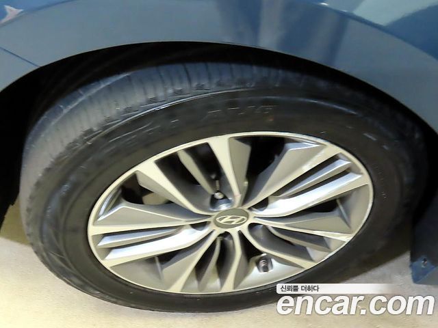 Hyundai Grandeur (HG) HG240 Modern 2016 — фото 24