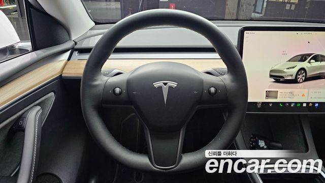 Tesla Model Y RWD 2024 — фото 13
