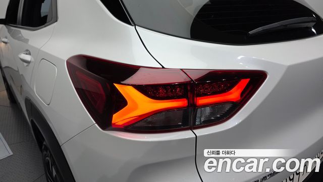 Chevrolet Trailblazer 1.3 Turbo 2WD Activ 2023 — фото 23