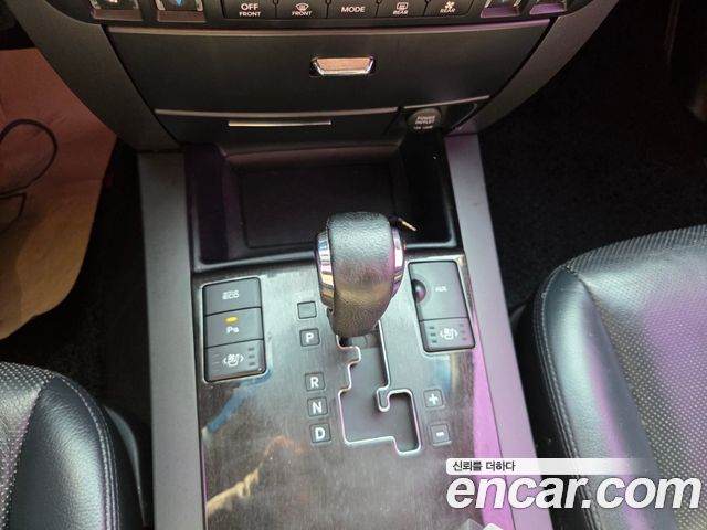 Kia Mohave 4WD KV 300 2015 — фото 20