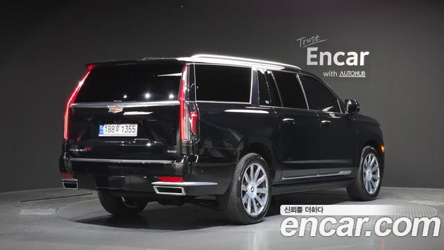 Cadillac Escalade (V) 6.2 ESV ESV Premium Luxury Platinum 2024 — фото 2
