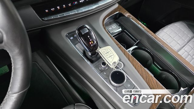 Cadillac Escalade (V) 6.2 ESV ESV Premium Luxury Platinum 2024 — фото 9
