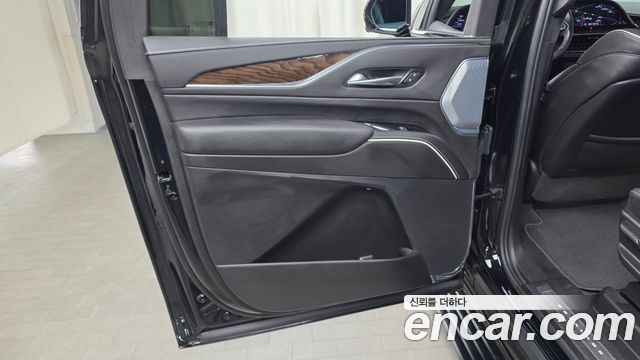 Cadillac Escalade (V) 6.2 ESV ESV Premium Luxury Platinum 2024 — фото 25