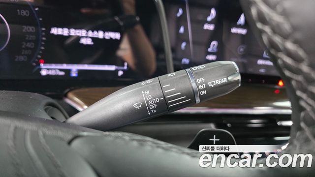 Cadillac Escalade (V) 6.2 ESV ESV Premium Luxury Platinum 2024 — фото 35