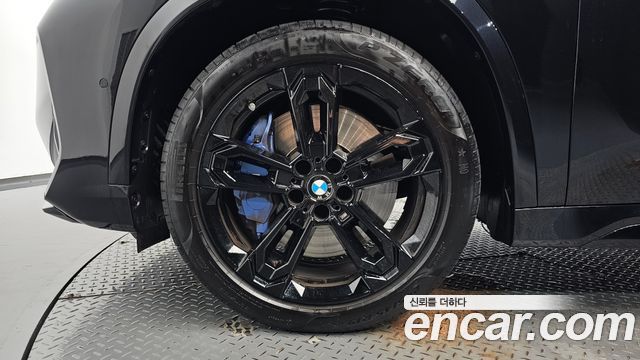 BMW X1 (U11) M35i xDrive 2025 — фото 5