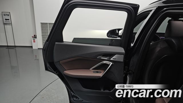 BMW X1 (U11) M35i xDrive 2025 — фото 25