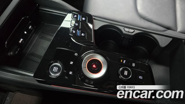 Kia Sportage (V) Gasoline 1.6 Turbo 2WD Signature 2022 — фото 9