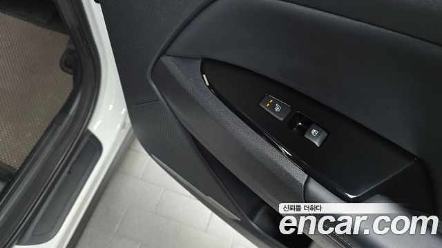 Kia Sportage (V) Gasoline 1.6 Turbo 2WD Signature 2022 — фото 29