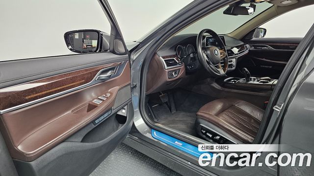 BMW 7 Series (G11) 740Ld xDrive 2016 — фото 10