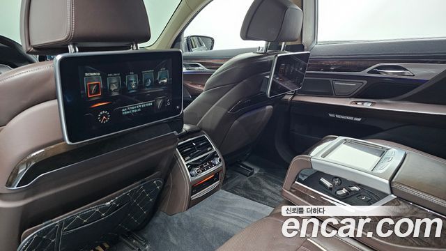 BMW 7 Series (G11) 740Ld xDrive 2016 — фото 29