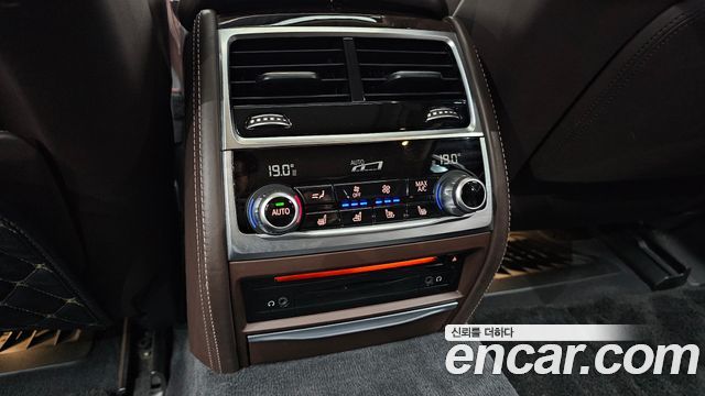 BMW 7 Series (G11) 740Ld xDrive 2016 — фото 32