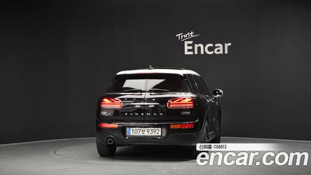 MINI Cooper Clubman Standard 2nd 2020 — фото 4