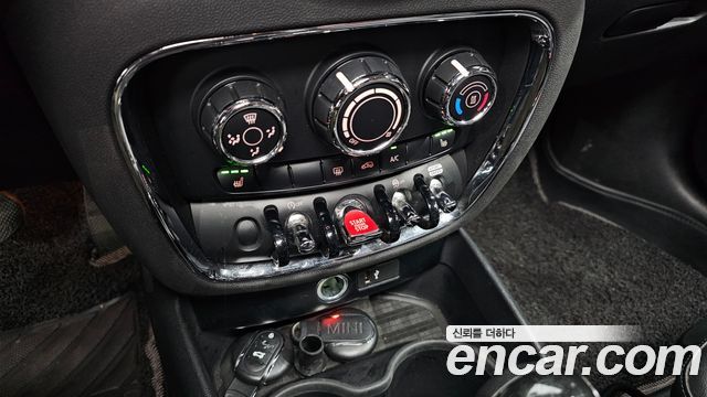 MINI Cooper Clubman Standard 2nd 2020 — фото 18
