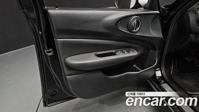 MINI Cooper Clubman Standard 2nd 2020 — фото 24