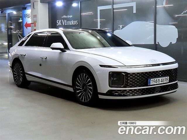 Hyundai Grandeur Hybrid (GN7) Calligraphy