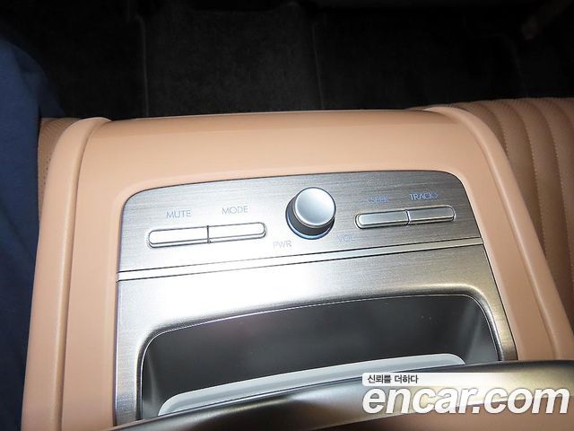 Hyundai Grandeur Hybrid (GN7) Calligraphy 2025 — фото 18
