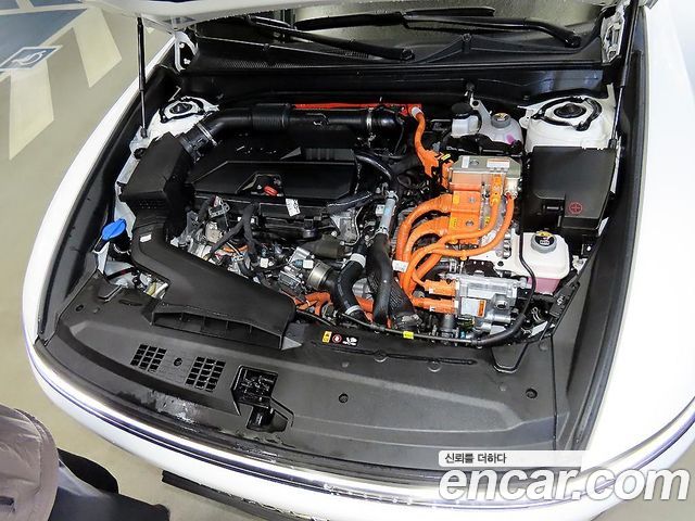 Hyundai Grandeur Hybrid (GN7) Calligraphy 2025 — фото 23