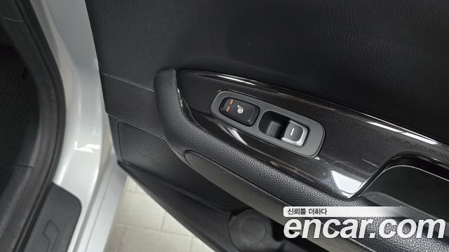 Kia K5 Hybrid (II) Noblesse 2016 — фото 29