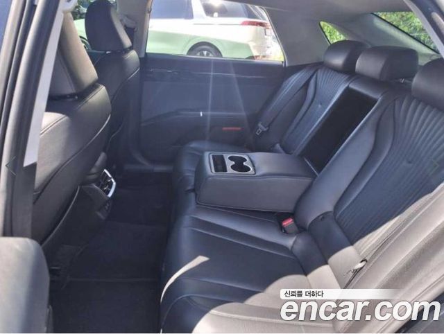 Hyundai Grandeur (GN7) 3.5 Gasoline 2WD Exclusive 2023 — фото 21