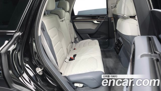 Volkswagen Touareg (III) 3.0 TDI Prestige 2026 — фото 12