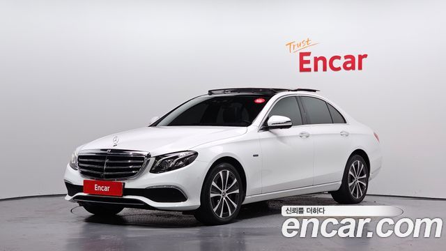 Mercedes-Benz E-Class (W213) E300e Exclusive