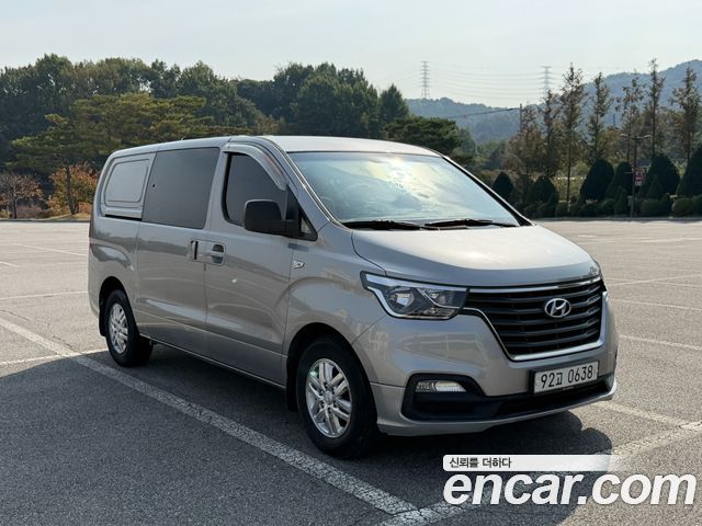 Hyundai Grand Starex Van 5-Seater Smart 2019 — фото 2