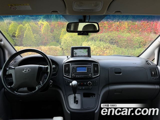Hyundai Grand Starex Van 5-Seater Smart 2019 — фото 15