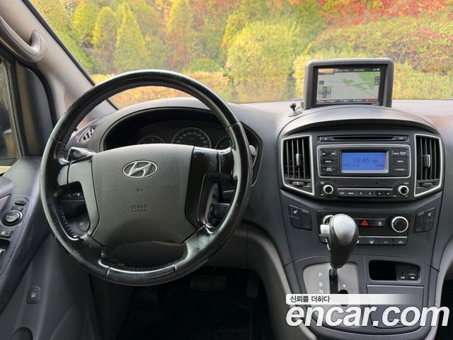 Hyundai Grand Starex Van 5-Seater Smart 2019 — фото 16