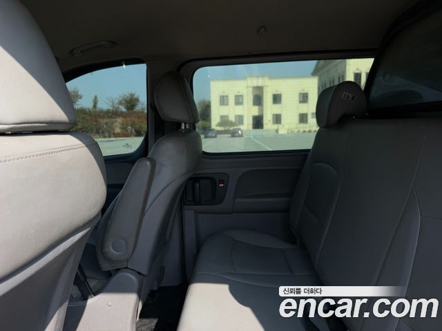 Hyundai Grand Starex Van 5-Seater Smart 2019 — фото 18