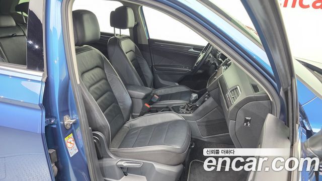 Volkswagen Tiguan Allspace 2.0 TDI Prestige 2020 — фото 15
