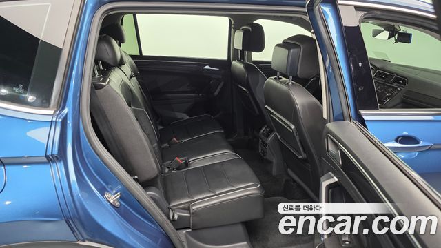 Volkswagen Tiguan Allspace 2.0 TDI Prestige 2020 — фото 16