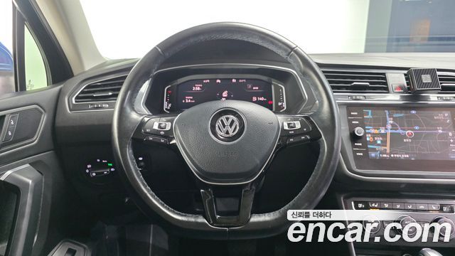 Volkswagen Tiguan Allspace 2.0 TDI Prestige 2020 — фото 17