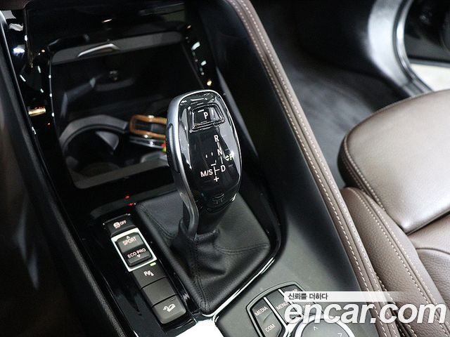 BMW X1 (F48) xDrive 20i M Sport 2022 — фото 9
