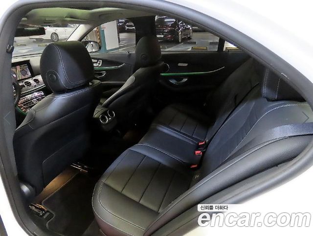 Mercedes-Benz E-Class (W213) E220d 4MATIC Avantgarde 2017 — фото 7