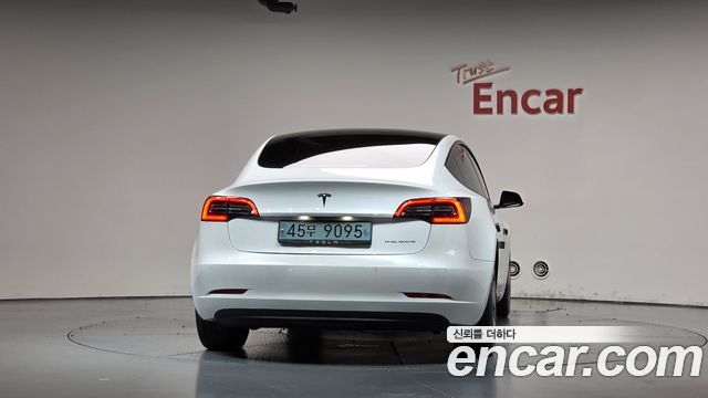 Tesla Model 3 Long Range AWD 2022 — фото 4