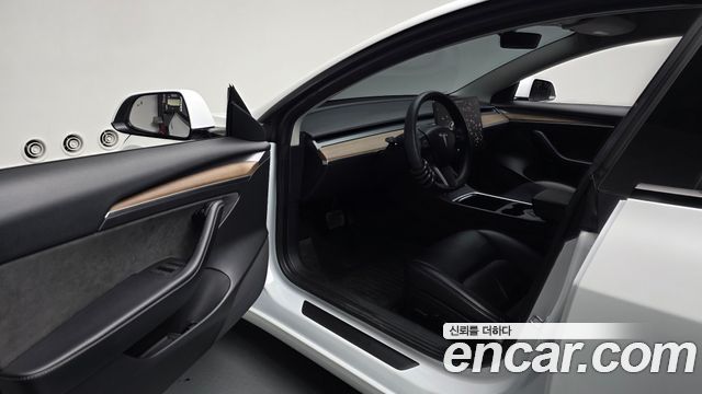 Tesla Model 3 Long Range AWD 2022 — фото 10