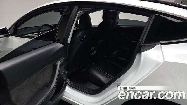 Tesla Model 3 Long Range AWD 2022 — фото 26