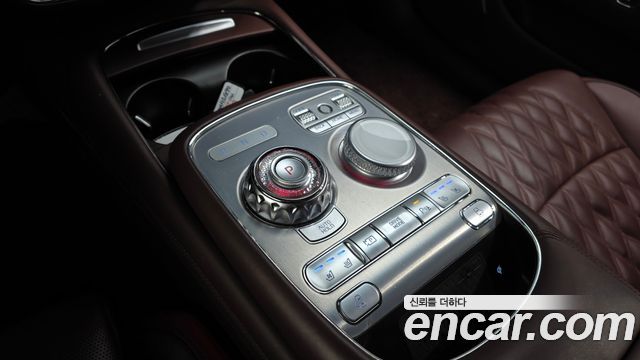 Genesis G90 (RS4) Gasoline 3.5 Turbo e-S/C AWD LWB 2022 — фото 9