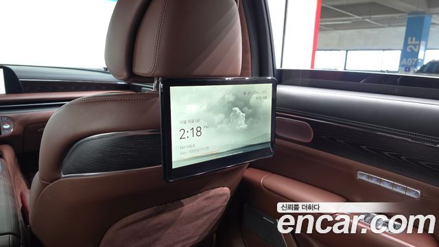 Genesis G90 (RS4) Gasoline 3.5 Turbo e-S/C AWD LWB 2022 — фото 18