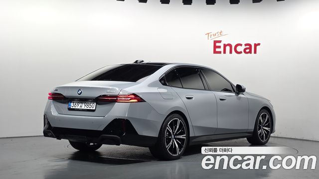 BMW 5 Series (G60) 530i xDrive M Sport 2026 — фото 2