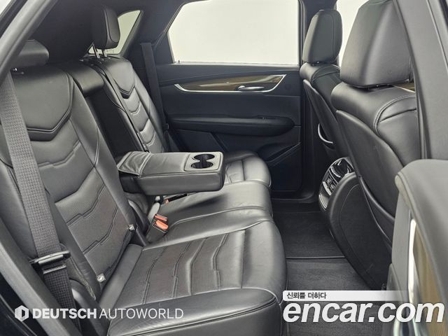 Cadillac XT5 3.6 Platinum 2019 — фото 16