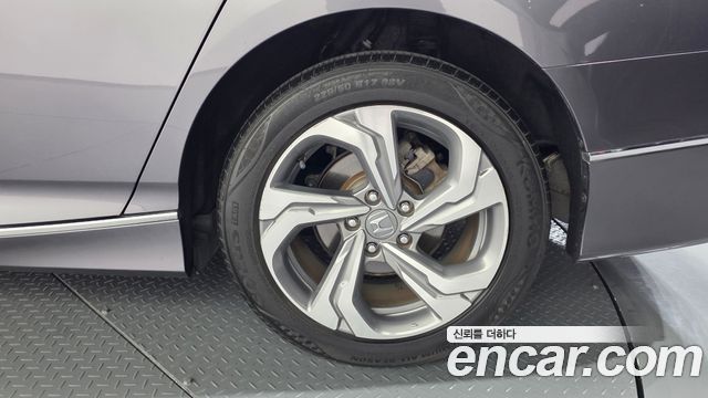 Honda Accord (X) 1.5 Turbo 2019 — фото 21