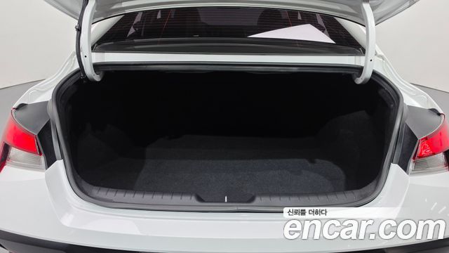 Hyundai Avante (CN7) 1.6 Smart 2024 — фото 31