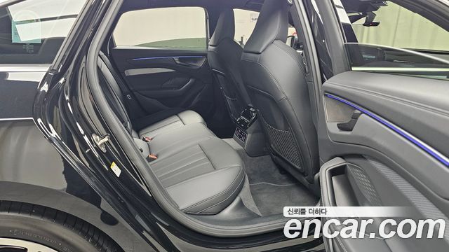 Audi A6 (C9) 45 TFSI Quattro S Line 2026 — фото 11